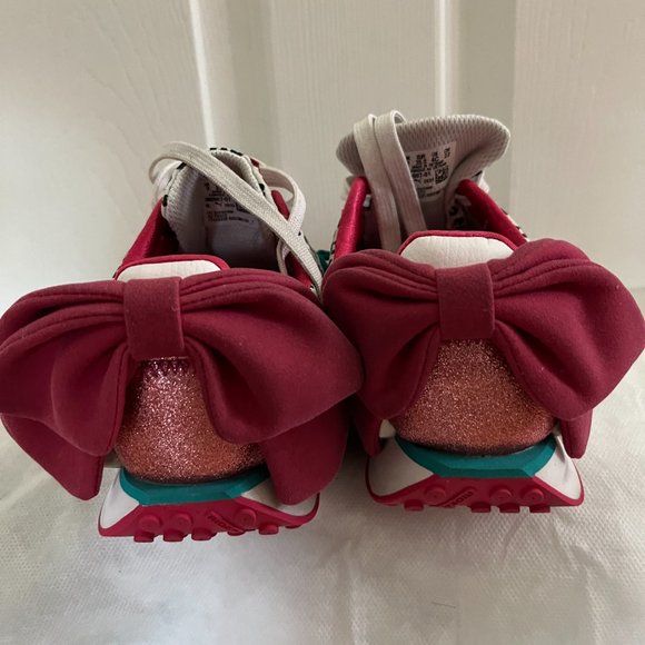 EUC PUMA x L.O.L. SURPRISE! Future Rider Diva Sneakers JR (4C)-$25 for 2 - Picture 4 of 8